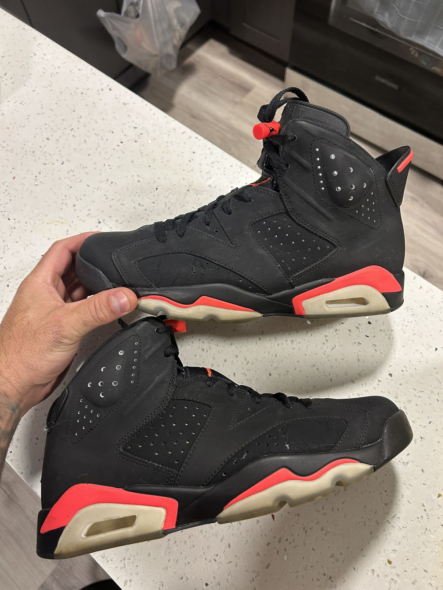 Jordan 6 Retro Black Infrared Size 10.5