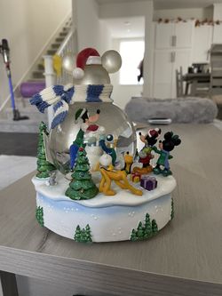 Disney 100th Hallmark Musical Birthday Water Globe 2001