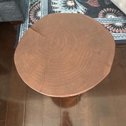 🪾🪵 Rustic Wood Side Table ❤️