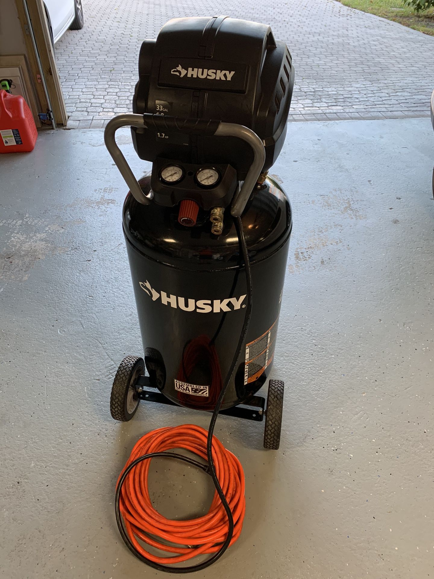 Husky 33 gallon air compressor for Sale in Boca Raton, FL OfferUp