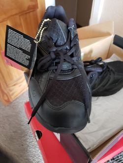 Steel toe work shoes size 81/2