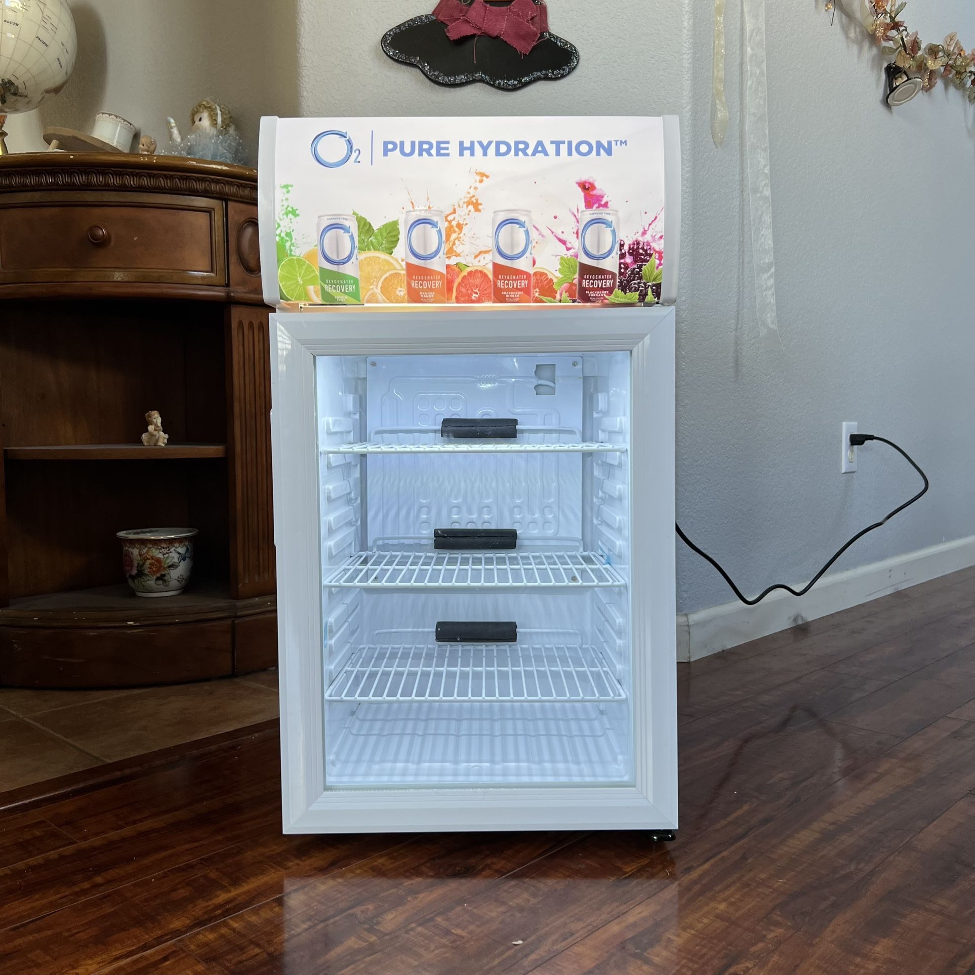 Display Cooler Mini Fridge O2 Pure Hydration Promo Tested & Works