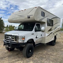 2022 Winnebago Spirit 22R Class C Motorhome