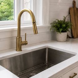 High Arc Pull down Kitchen Faucet Gold
