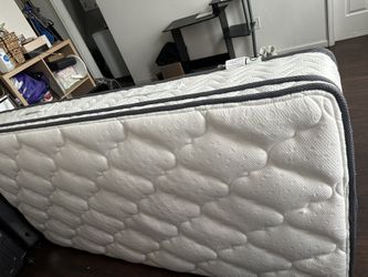 CertiPUR-US Twin XL mattress
