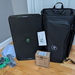 Mackie ShowBox Powered Speaker + Accessories & Carry Bag