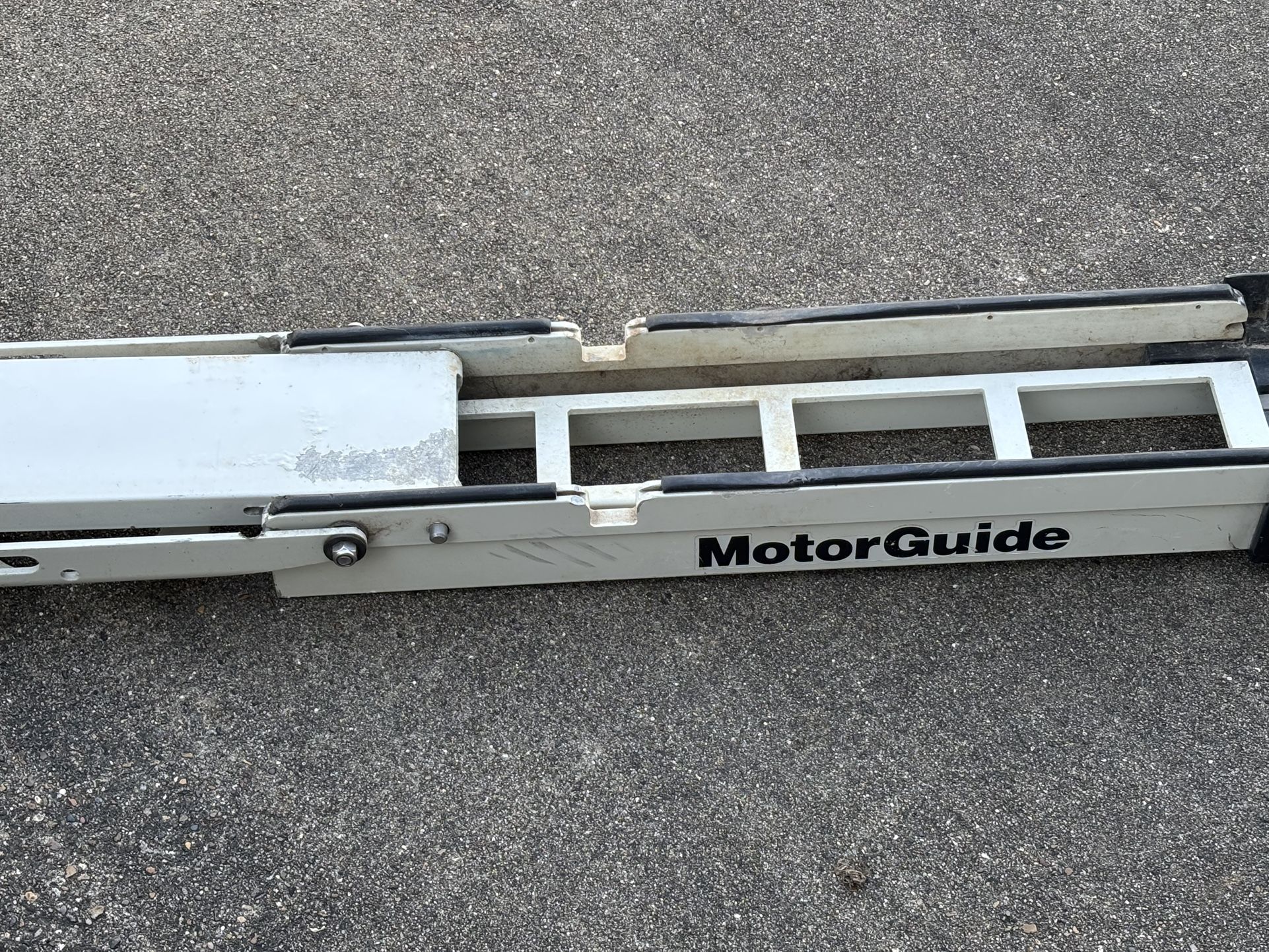 Boat Motor Guide