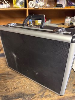 Aluminum case