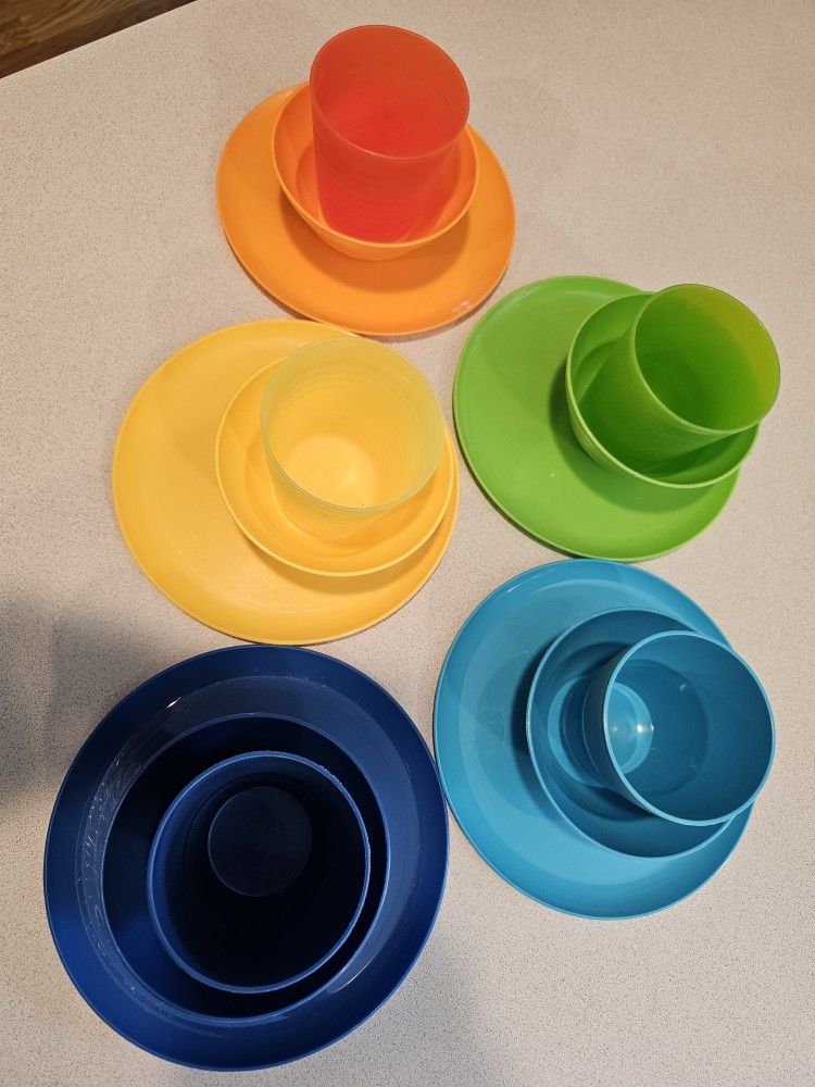 Plastic Kids Dinnerware