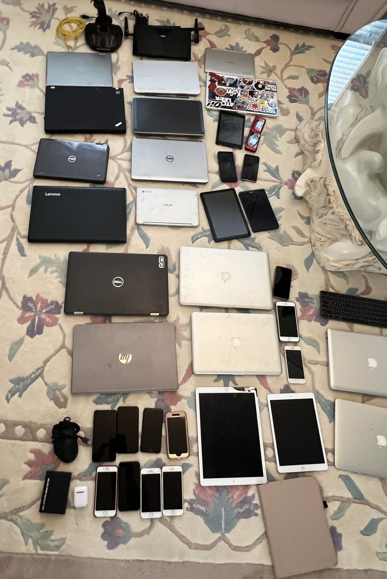 COMPUTER LAPTOPS IPHONE IPADS LOT PARTS REPAIR APPLE HP DELL ACER