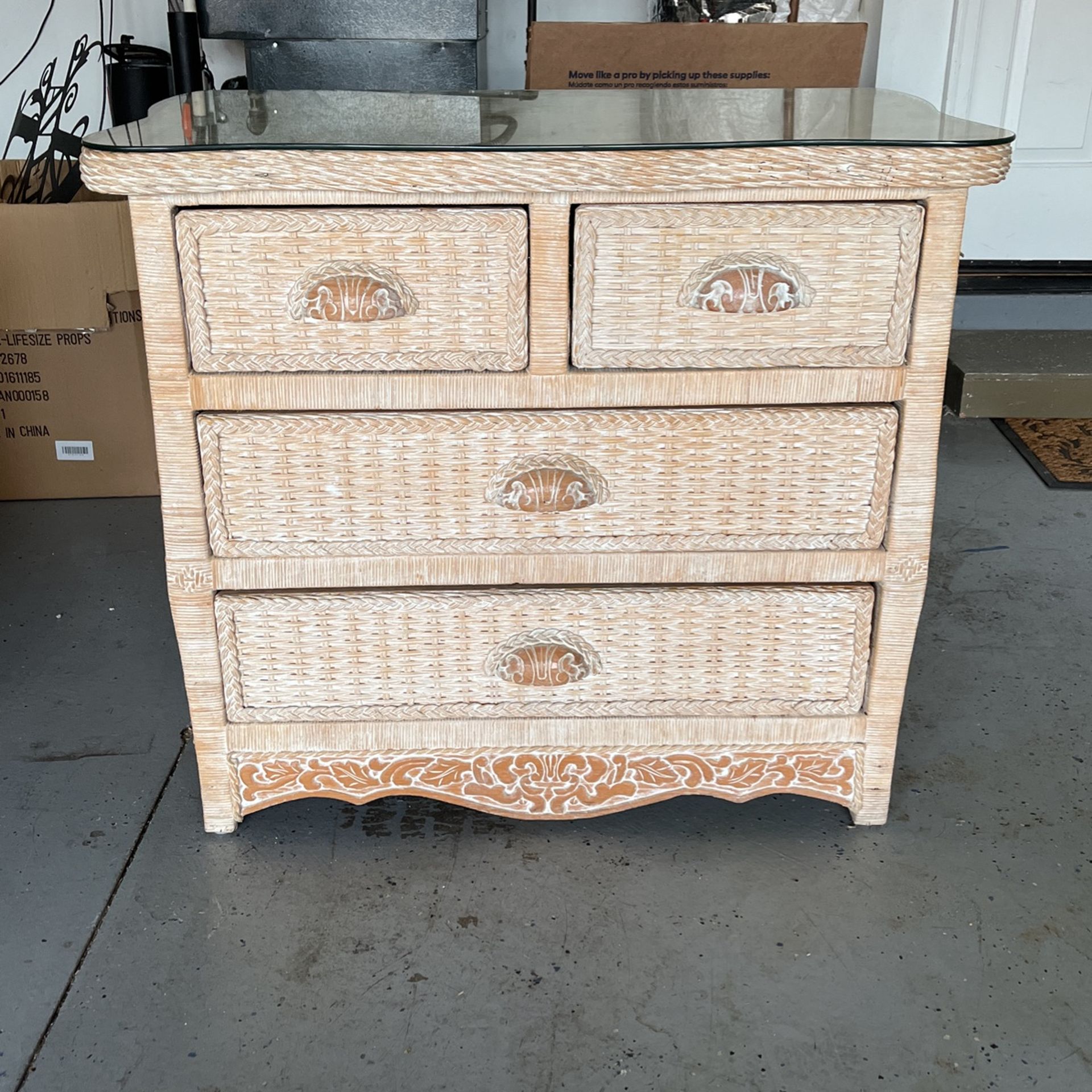 4 Drawer Pier 1 Wicker Dresser