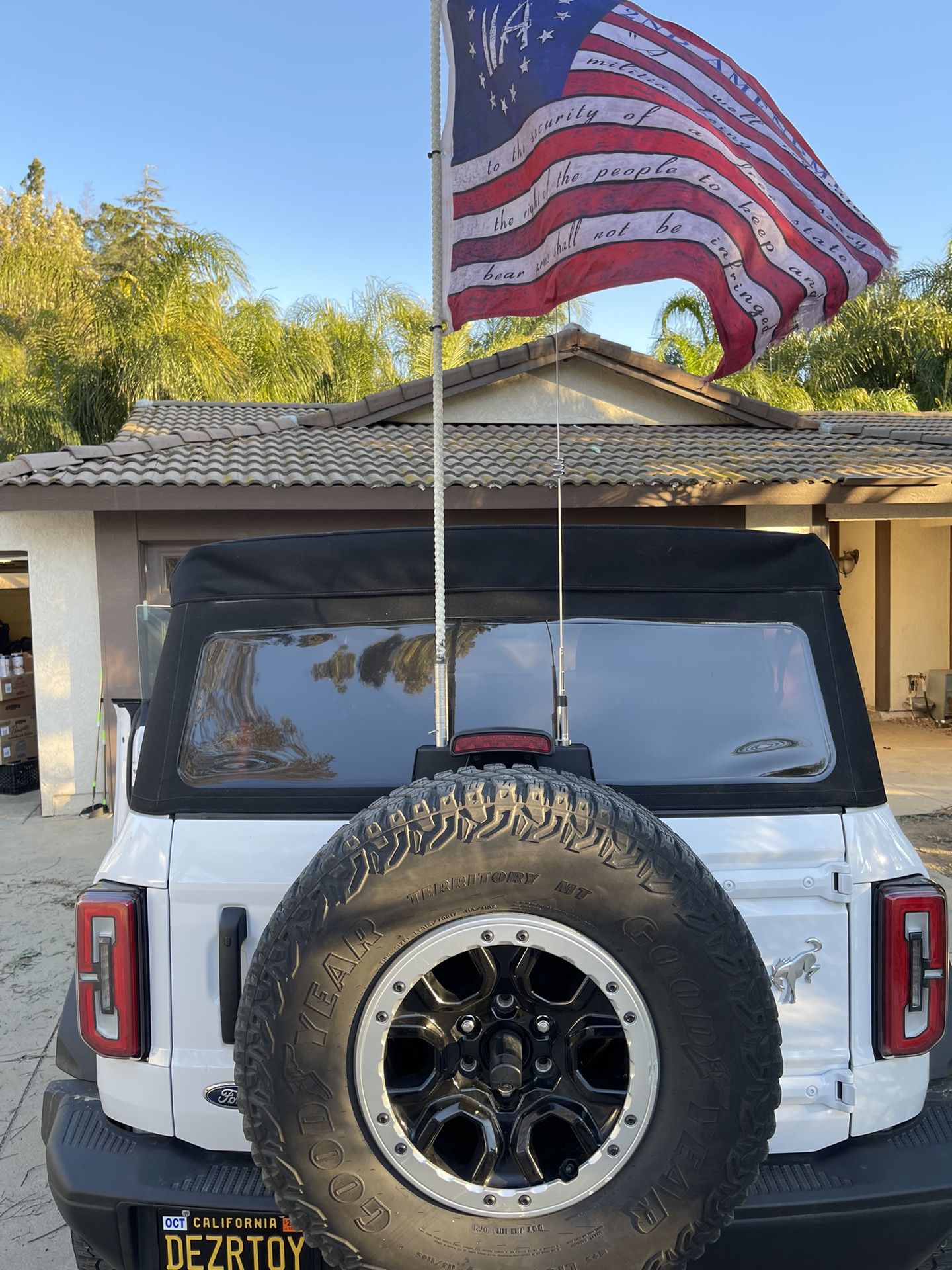 2021 - 2023 Ford Bronco Soft Top Whip And Antenna Mount