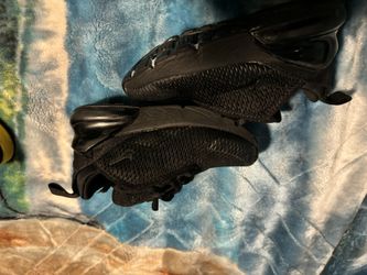270 Nike Size 11