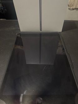 Apple iPad 9th generation with Case and Box