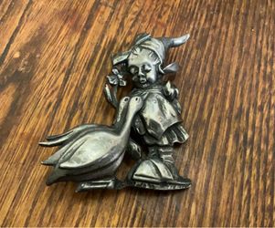 Vintage Silson unsigned girl and goose brooch, silver-tone finish, inspired by Hummel designs