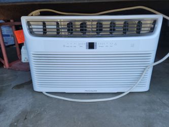 Frigidaire AC for a Large Room, 12,000 BTU