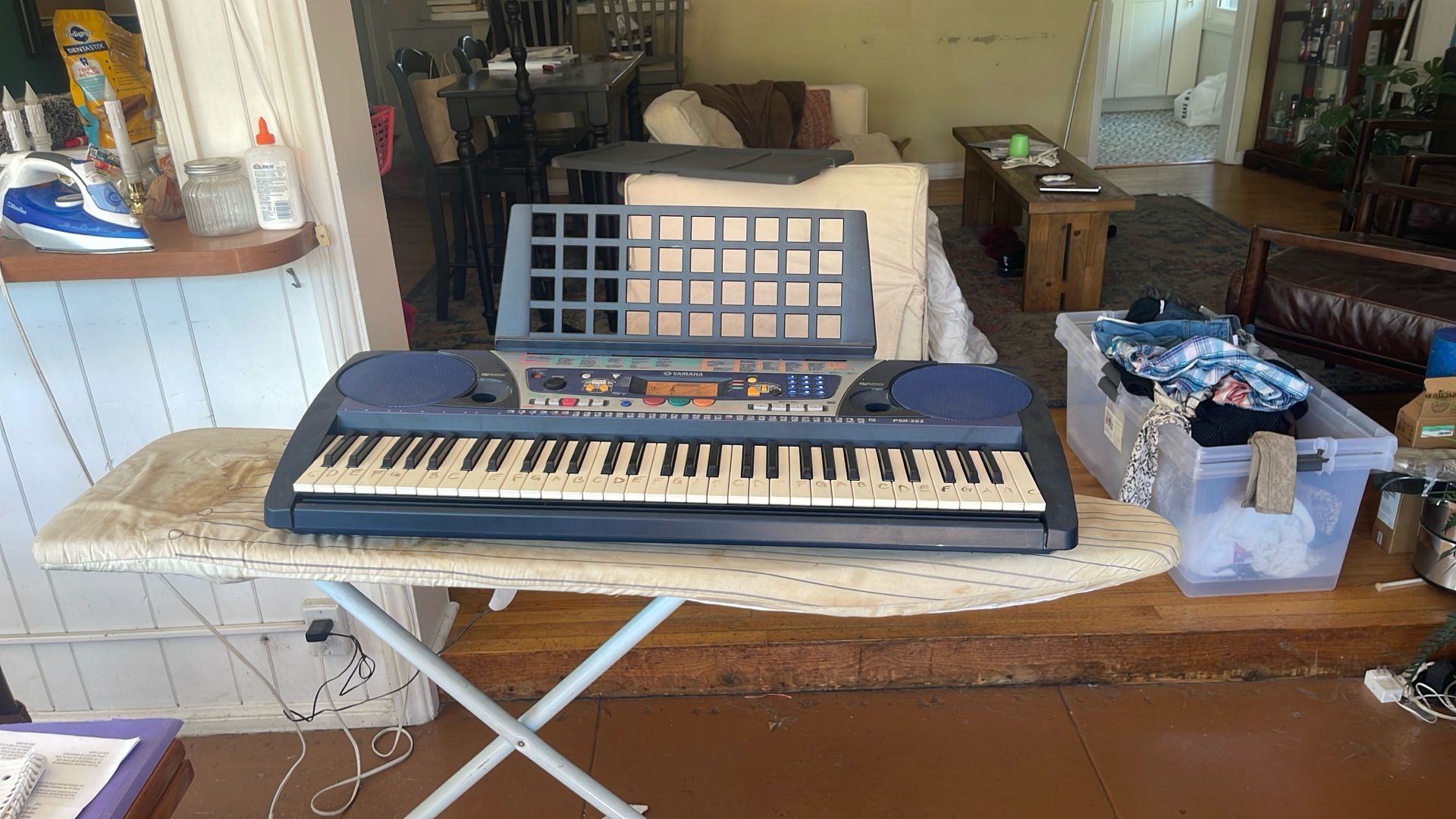 YAMAHA PSR-262