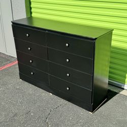 Midnight Modern 6-Drawer Dresser – Sleek Black Wood