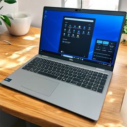 Dell 15.6” Ultra 5 135H 14 Cores vPro Full HD touchscreen laptop / Windows 11 Pro / 512GB SSD / 16GB RAM / WiFi 6 AX / Thunderbolt / Bluetooth / Backl