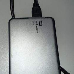 1 TB 3.0 external hard drive works on ps5/xbox