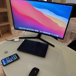 Samsung Curved Display 27 - C27RG50FQ