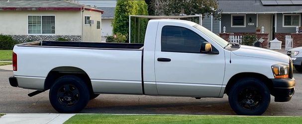 CLEAN TITLE - DODGE RAM SLT 1500 RARE LONG BED
