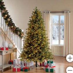 7.5 ft pre lit tree from Costco
