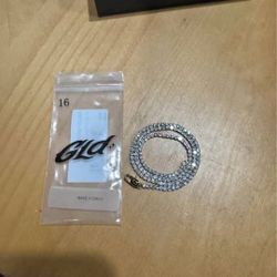 GLD Women’s Micro Tennis Chain in White Gold - 16”