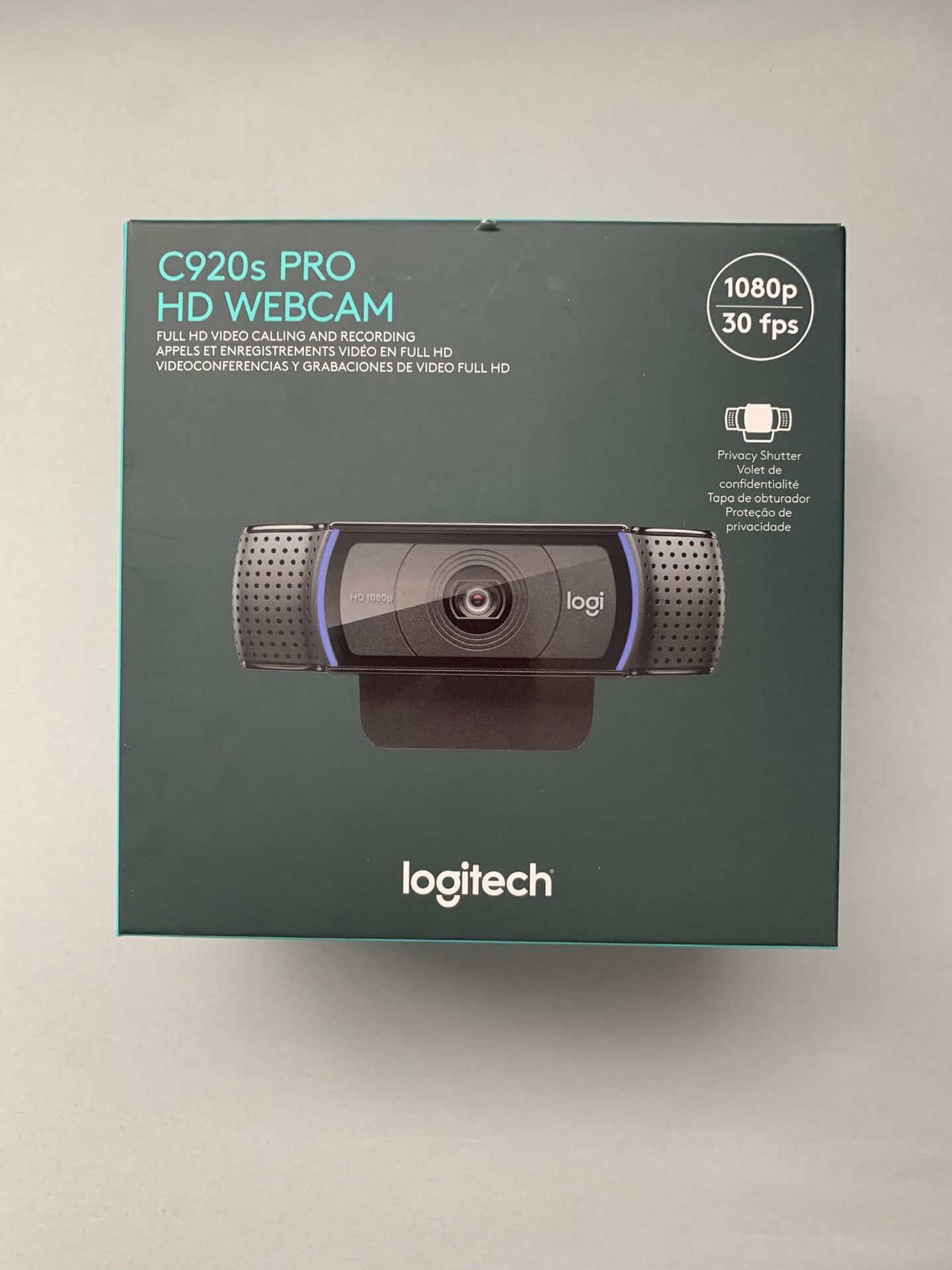 Logitech C920s IN HAND