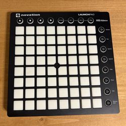 BEAT PAD- Novation Launchpad Mini MK3