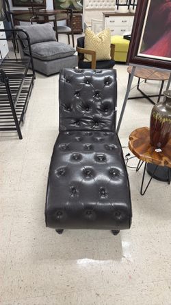 Nailhead Trim Chaise Lounge