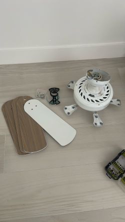 Working Hampton Bay Ceiling fan