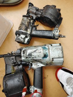 Hitachi Coil Roofing Nailers – Lot of 2