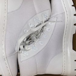 Dr. Martens Combs Boots 