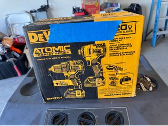 DeWALT ATOMIC 20V Brushless Drill + Impact Driver Combo Kit (DCK278C2) — 2 Batteries, Charger & Bag