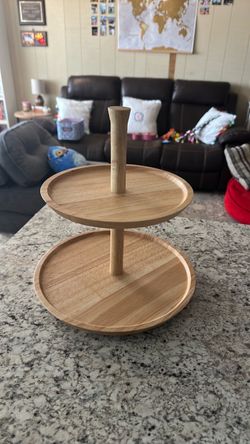 2 tier tray (magnolia)