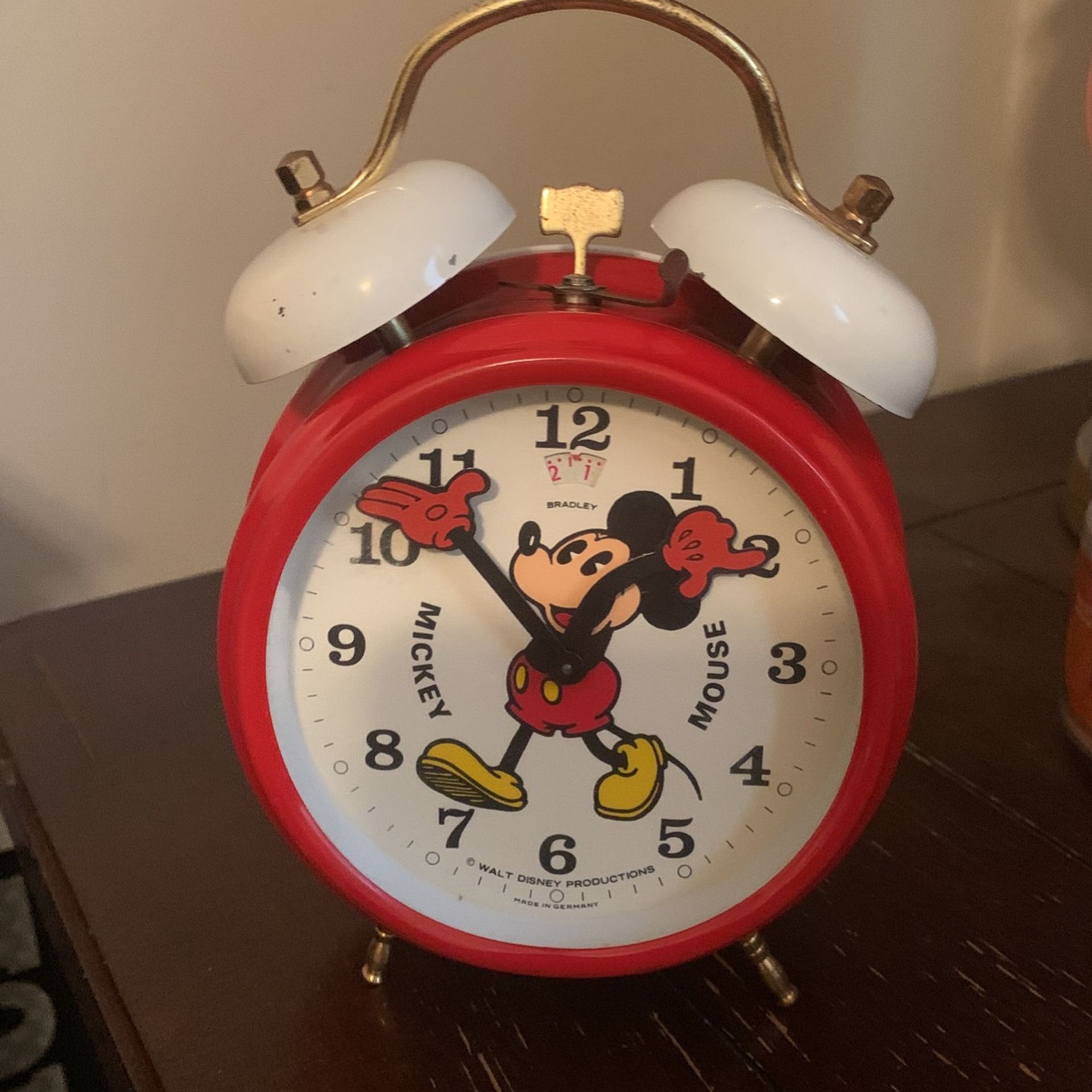 VINTAGE 1960s/70’s BRADLEY WALT DISNEY MICKEY MOUSE TWIN WHITE BELL ALARM CLOCK