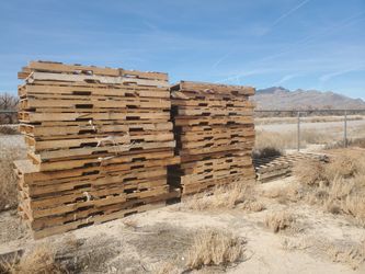 Large Oversized Pallets *VARIOUS SIZES DIY Woodworking Firewood Shipping Etc