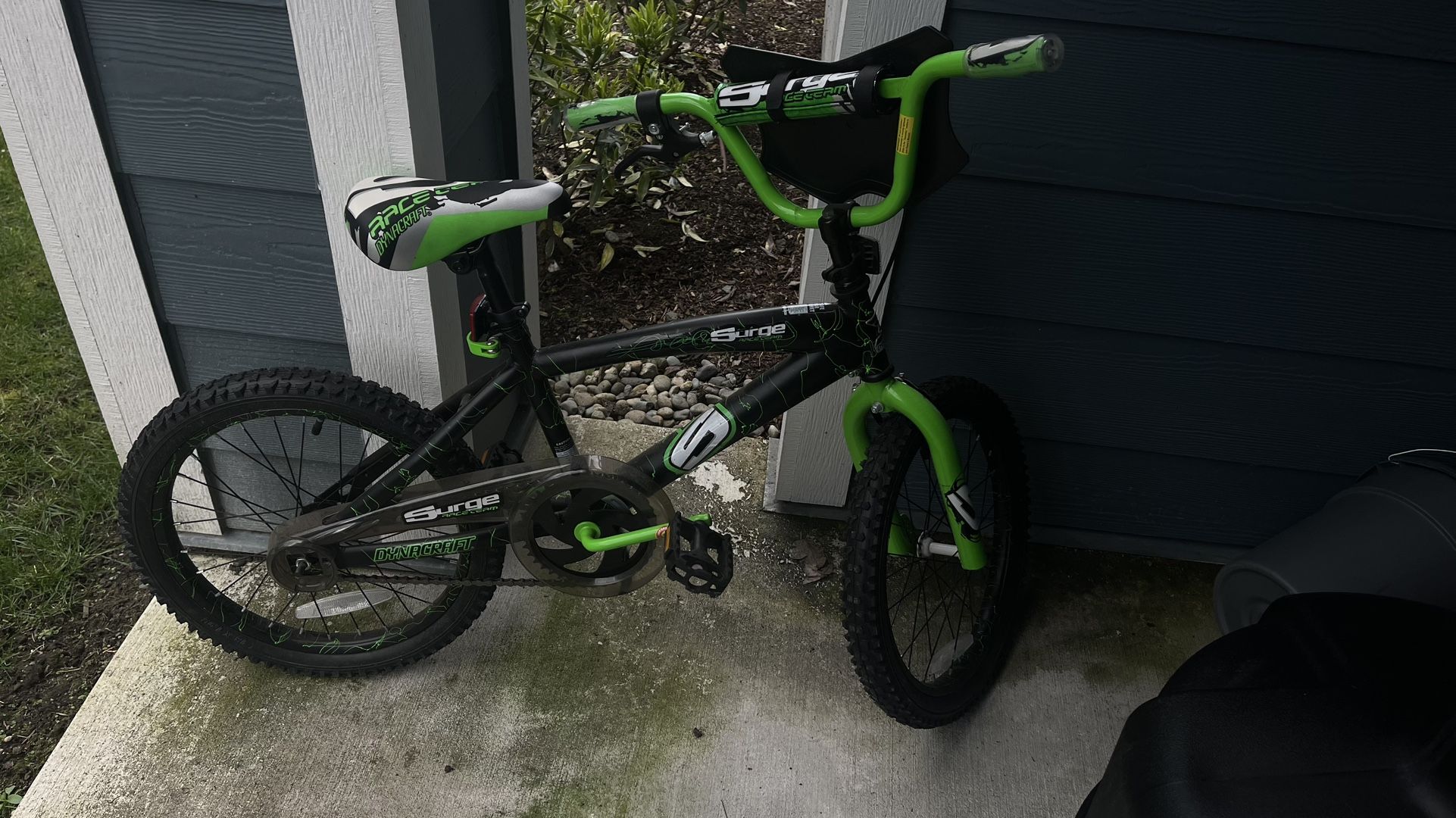 Kids Dynacraft BMX Bicycle- 18”