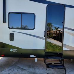 WASH AND CERAMIC COATING SPECIALS