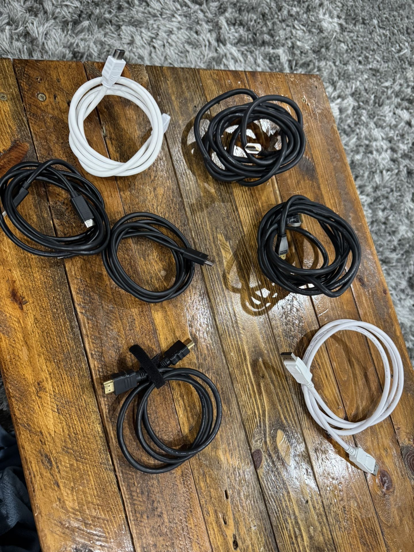 HDMI Cables And Display Port
