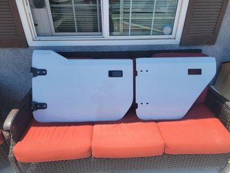 Jeep Wrangler half doors
