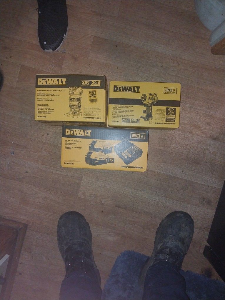 DeWalt 20v Battery And Charger Kit, 20v Compact Router XR , 20v 1/2in Compact Impact Wrench