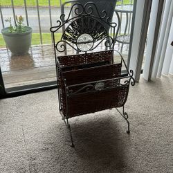 Magazine/book Storage Rack