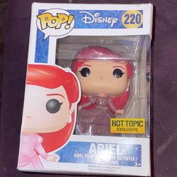 Ariel Funko Pop 220 Hot Topic Exclusive 