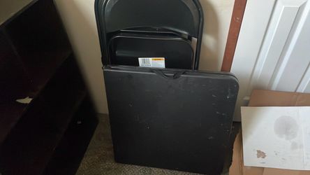 Foldable dining set