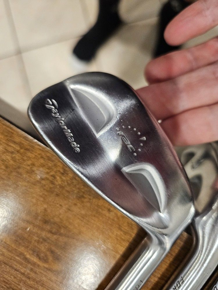 Taylormade RAC MB IRONS 3-pw Dynamic S300 Shafts