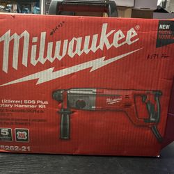 Milwaukee 1” SDs Plus cord  Rotary Hammer 