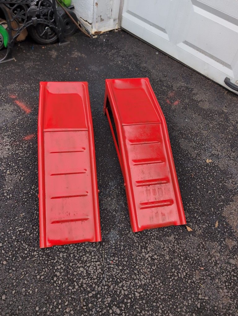 Pair Of Steel Car Ramp