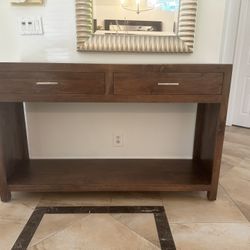 Solid Wood Console Table – Excellent Condition